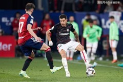 梅西离巴塞罗那，亚马尔接手10号球衣开启巴萨新时代